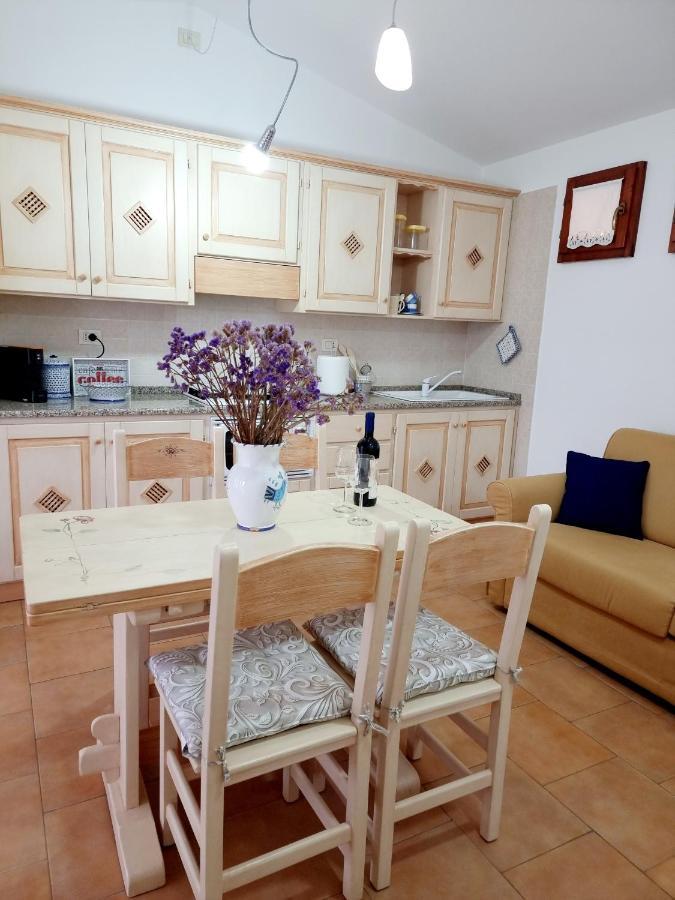 Apartamento La Casa Di Arly Olbia Exterior foto