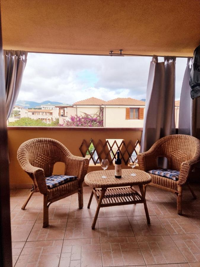 Apartamento La Casa Di Arly Olbia Exterior foto