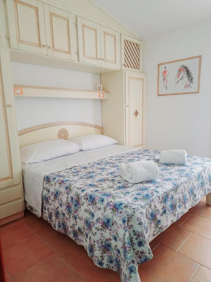 Apartamento La Casa Di Arly Olbia Exterior foto