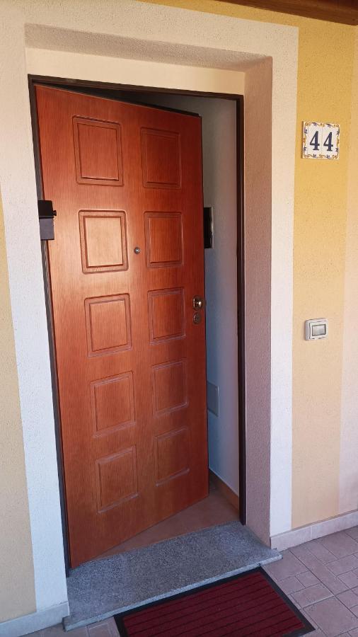 Apartamento La Casa Di Arly Olbia Exterior foto